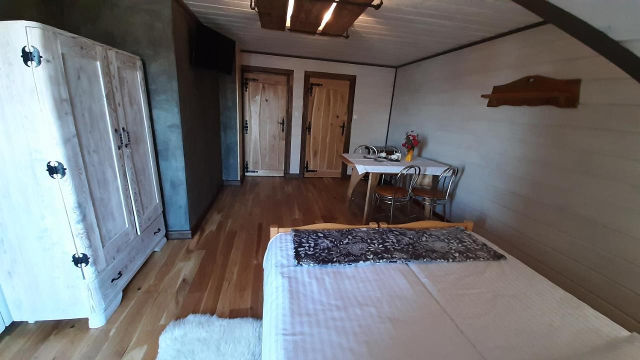 Apartament Huba Buitenkant foto