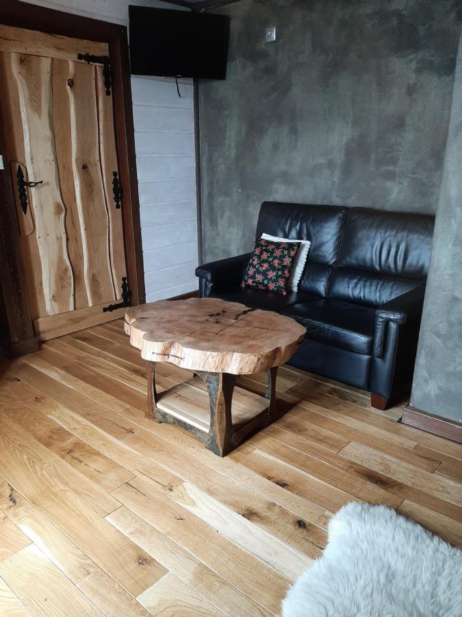 Apartament Huba Buitenkant foto