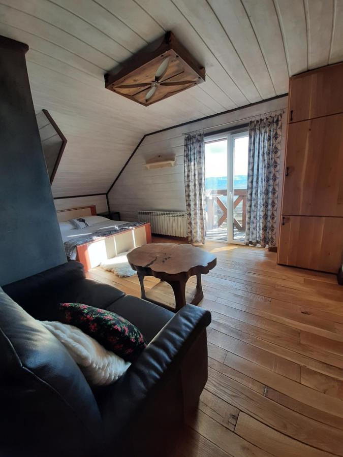 Apartament Huba Buitenkant foto